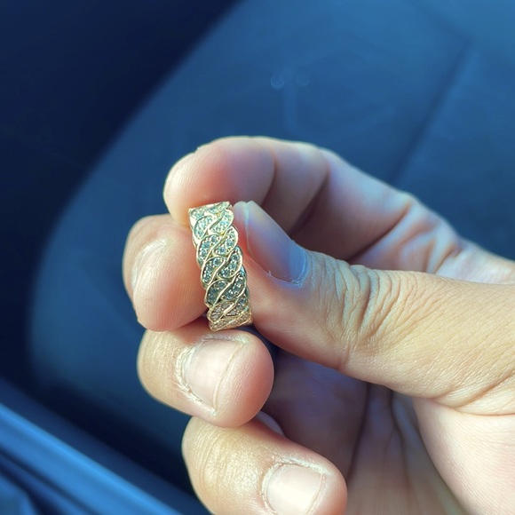 8mm Diamond ring